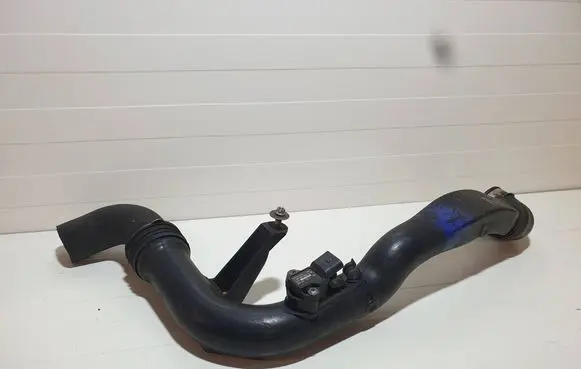 Intercooler hose/pipe