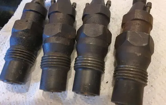 Volkswagen Transporter - Caravelle T4 Fuel injector 068130201 130BAR KCA30SD274
