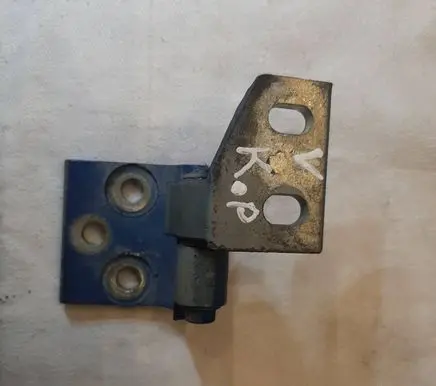 Citroen Berlingo Front door upper hinge