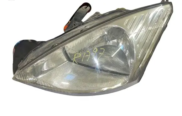 Ford Focus Headlight/headlamp