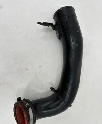 Intercooler hose/pipe