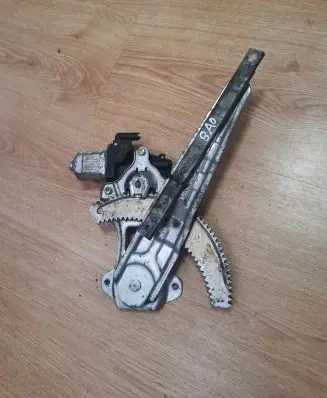 Nissan Tiida C11 Rear door window regulator with motor 82731 AX00A A765754100