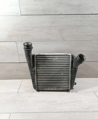 Porsche Panamera (971) Intercooler radiator 971145804E