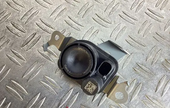 Lexus RX 450H Alarm system siren 8904048070