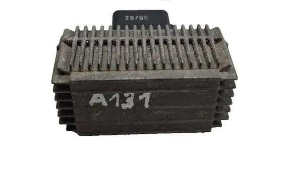 Opel Vectra C Glow plug pre-heat relay 09132691