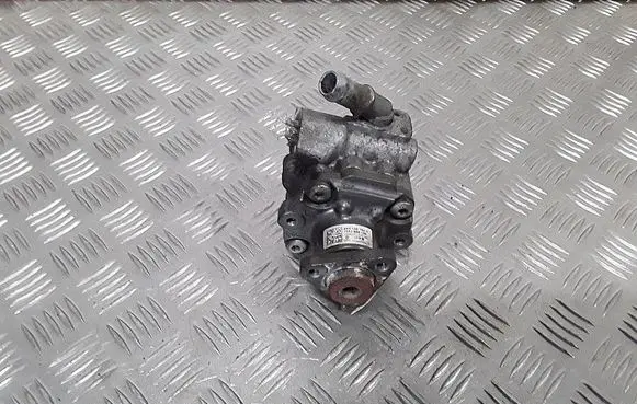 Audi A5 Sportback 8TA Power steering pump 8K0145154H