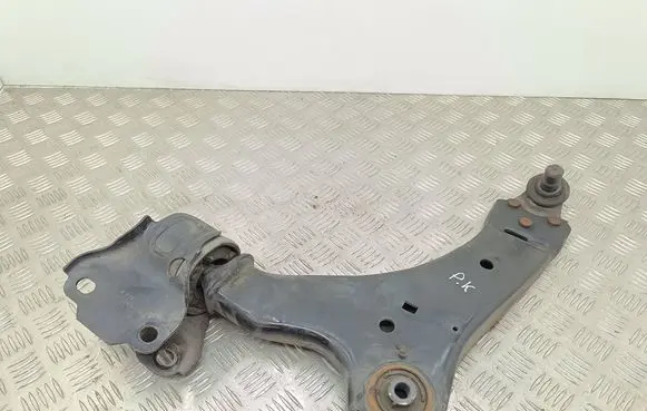 Volvo XC60 Front lower control arm/wishbone 8G9N3A053A