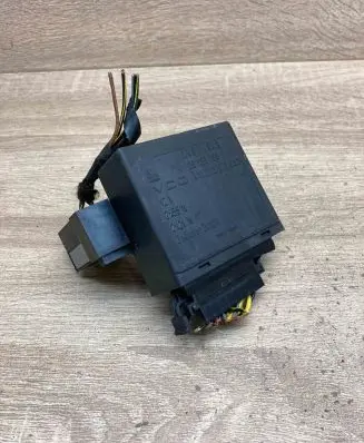 Opel Zafira A Light module LCM 09135156