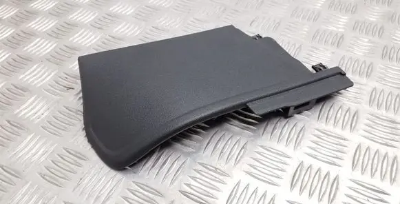 Audi Q3 8U Rear seat side top trim 8U0868606