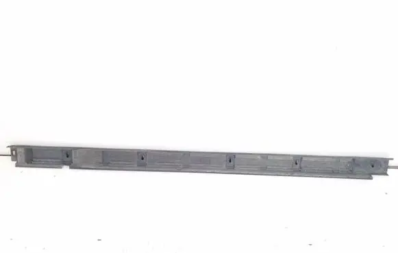Mercedes-Benz GL X164 Sill/side skirt trim A1646981130