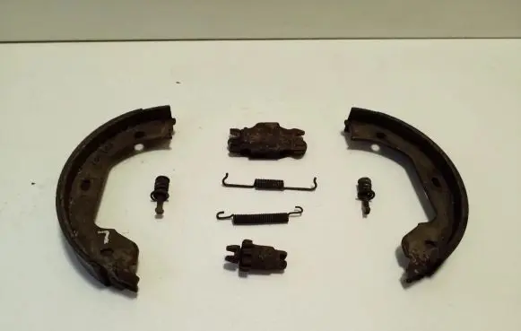 BMW X3 E83 Handbrake/parking brake pads 