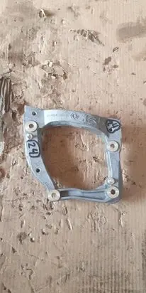 Opel Corsa F A/C compressor mount bracket 9826641380