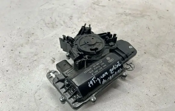 Volkswagen Tiguan Allspace Tailgate/trunk/boot lift motor 3G0827887B
