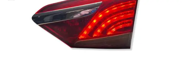 Hyundai i40 Tailgate rear/tail lights 924043Z000