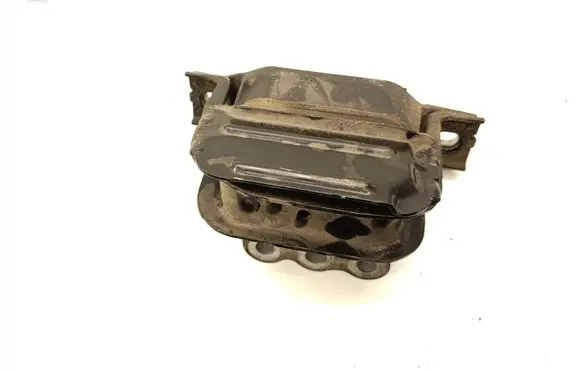 Opel Antara Engine mount bracket