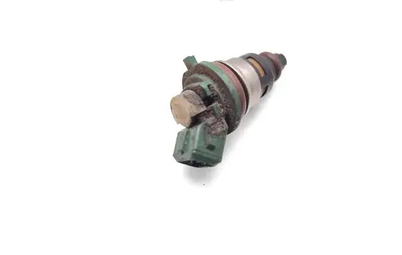 Fuel injector