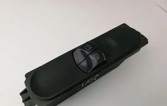 Mercedes-Benz Sprinter W906 Electric window control switch 9065451513