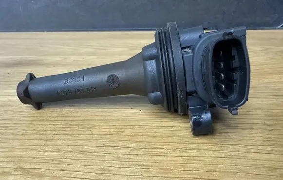 Volvo V70 High voltage ignition coil 9125601