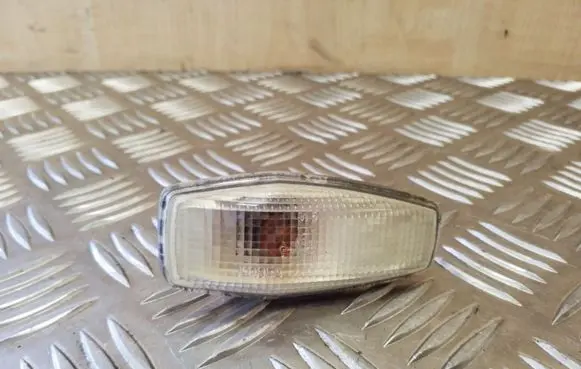 KIA Sorento Front fender indicator light 923043B1
