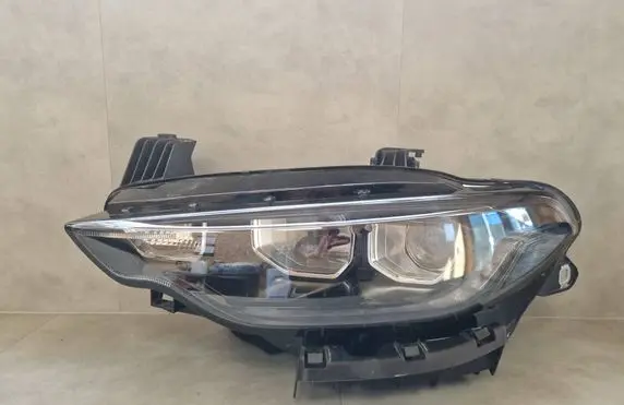Fiat Tipo Headlight/headlamp 521451670E 01058199700010