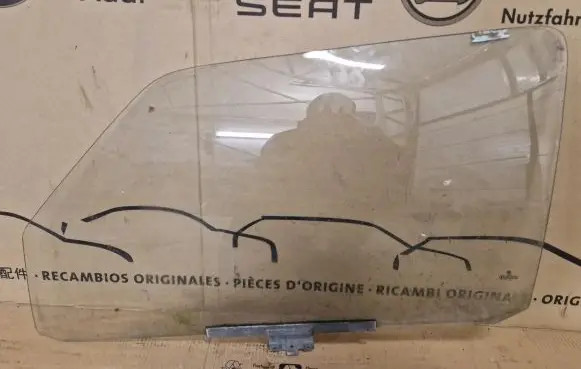 Volkswagen Golf II Front door window/glass (coupe) 191845201C