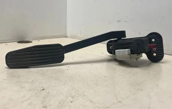 Volvo S80 Accelerator throttle pedal 30683516 6PV00853712