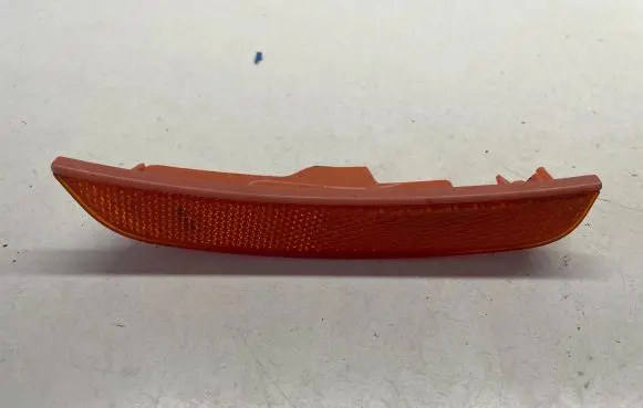 Chrysler 300C Front reflector 9403883 68214403AD