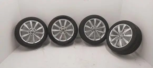 Volkswagen Golf VII R17 alloy rim 5G0601025CH