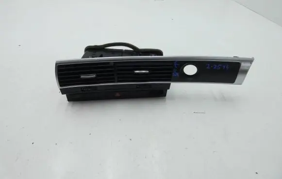 Audi A6 S6 C6 4F Dash center air vent grill 4F2820951