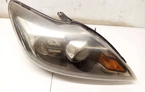 Ford Focus Headlight/headlamp 20B483B