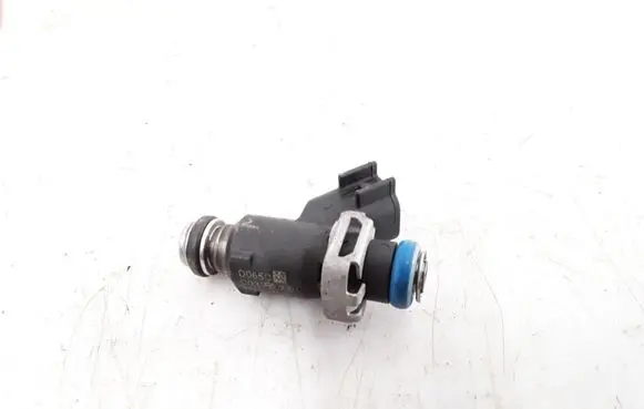 Hyundai Sonata Fuel injector 353103C000 D065C
