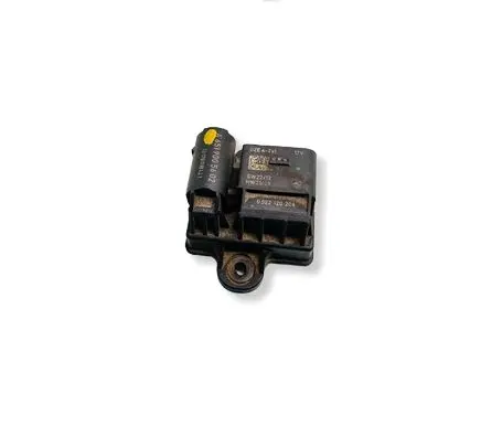 Mercedes-Benz GLK (X204) Glow plug pre-heat relay 0522120206 A6519005602