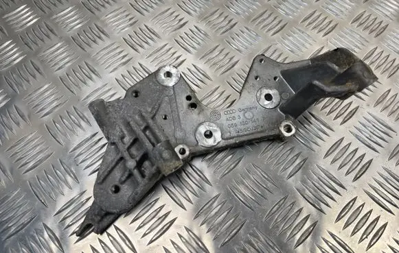 Volkswagen Touareg II Fuel pump bracket 059130147P