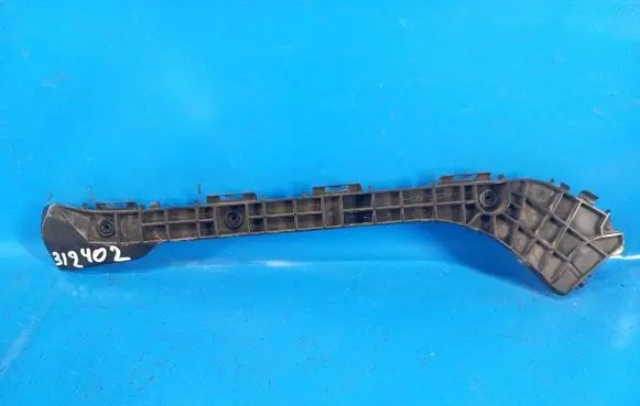 Toyota Prius (XW30) Rear bumper mounting bracket 5257547020