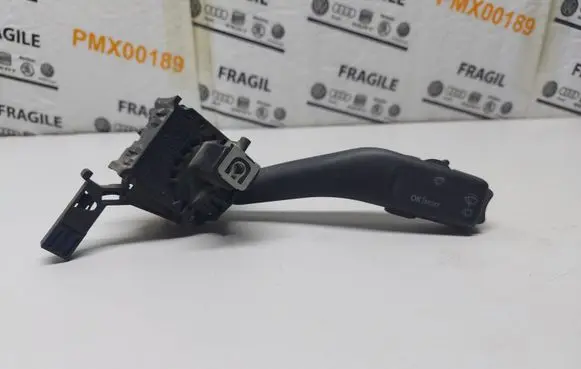 Volkswagen PASSAT B6 Wiper control stalk 1K0953519A