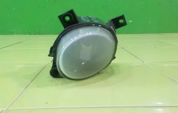 Audi A3 S3 A3 Sportback 8P Front fog light 8E0941699E LEWY