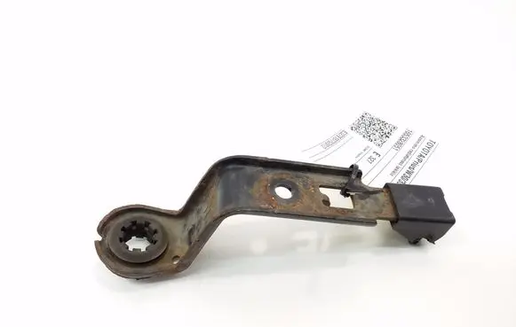 Toyota Prius (XW30) Radiator mount bracket 1653328051