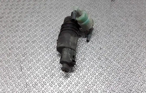 Seat Alhambra (Mk1) Windscreen/windshield washer pump