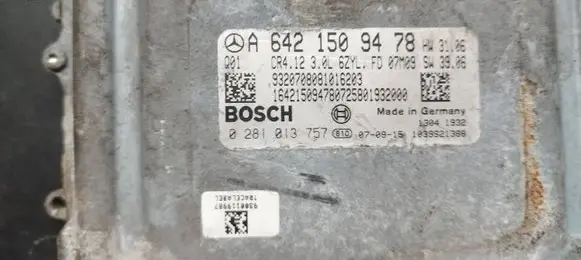 Mercedes-Benz ML W164 Engine control unit/module A6421509478 1039S21388 0281013757