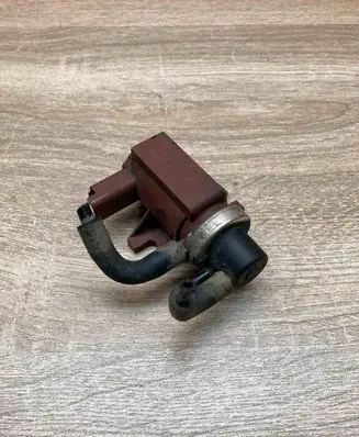 Peugeot 207 Turbo solenoid valve 9652570180 USED