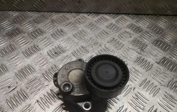 Mercedes-Benz E A207 Generator/alternator belt tensioner A6512001370 6512001370