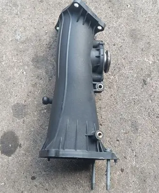 Audi Q7 4L Air intake duct part 059145762AB
