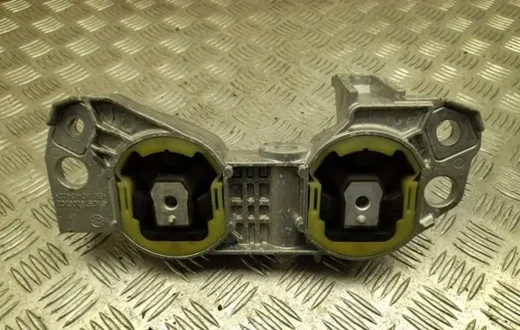 Mercedes-Benz EQE v295 Engine mount bracket A2978306702