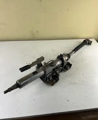 Mitsubishi Colt Steering wheel axle
