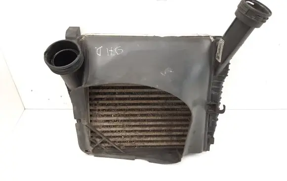 Porsche Cayenne (9PA) Intercooler radiator 7L6145804A S5028001 7L0117340