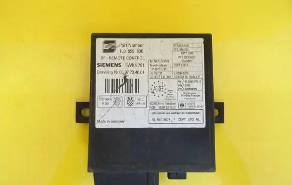 Seat Ibiza II (6k) Comfort/convenience module 1L0959800