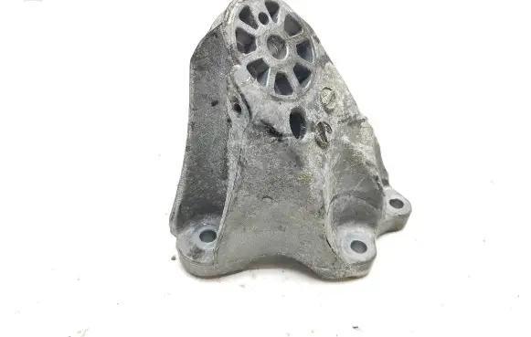 Audi Q7 4L Engine mounting bracket 7L6199307A AC46000