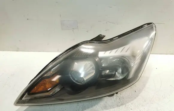 Ford Focus Headlight/headlamp 8M5113D155CE 0077R00