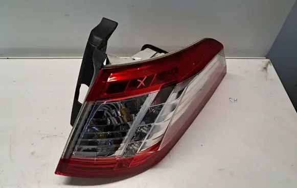 Peugeot 508 Rear/tail lights 9686779680