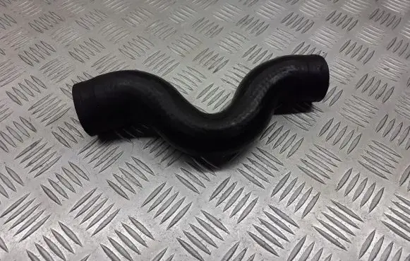 Opel Zafira B Intercooler hose/pipe